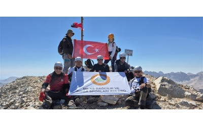 Demirkazık Zirve Tirmanışı (3.756 M.) 10-13 Temmuz 2025